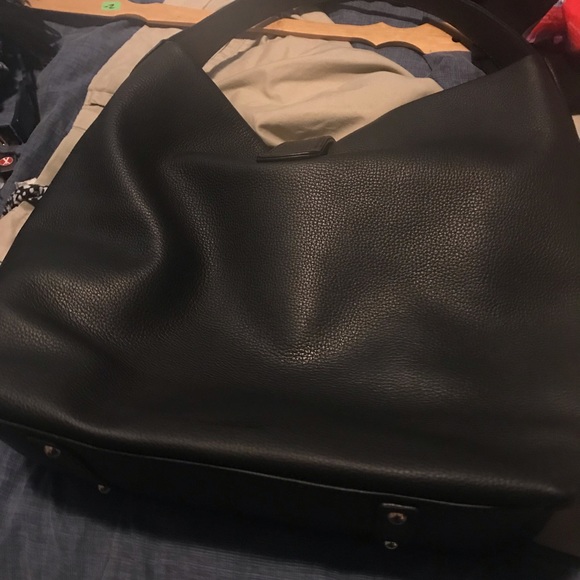 Black Leather Dooney and Bourke Shoulder Bag - Picture 4 of 8